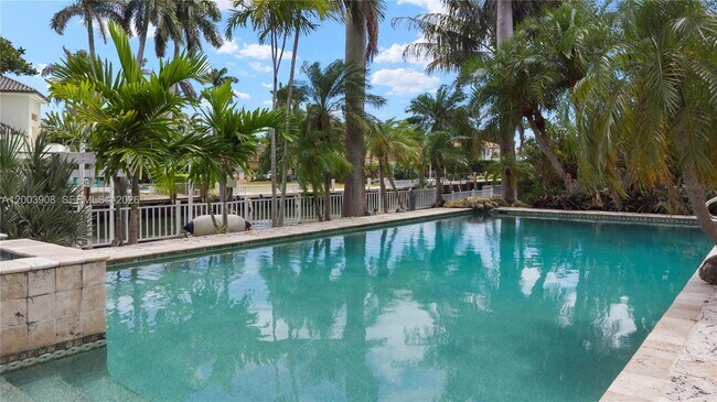 Building Photo - 700 Coral Way