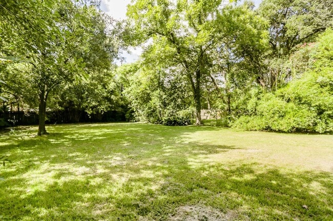 Building Photo - 9753 Tappenbeck Dr