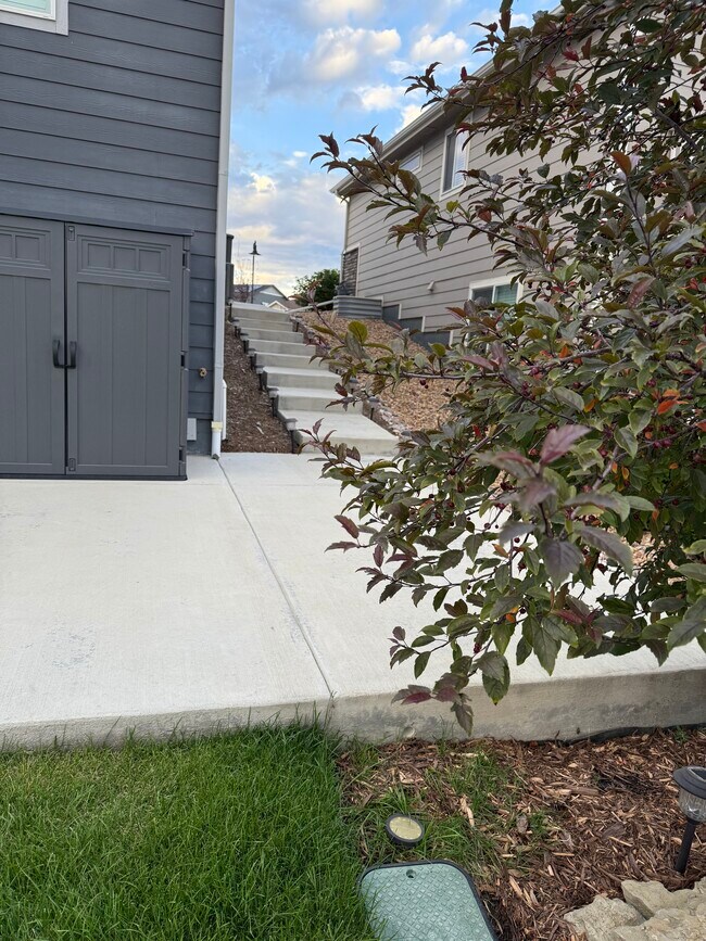 Exterior stairs - 5383 Homeward Dr