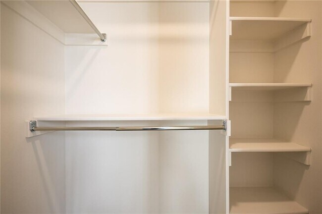 Building Photo - 825 S Rupple Rd