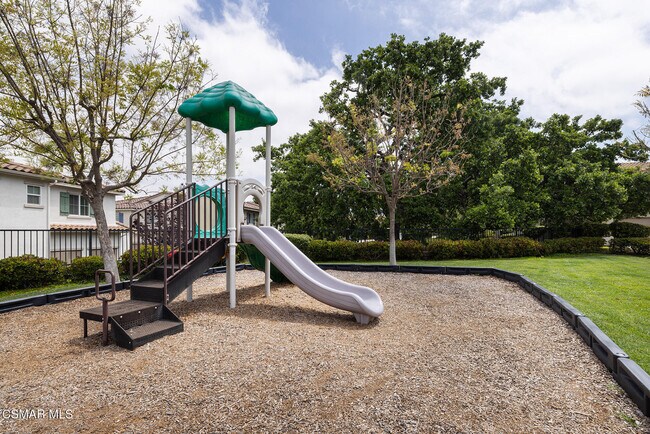 Building Photo - 1513 Silver Shadow Dr