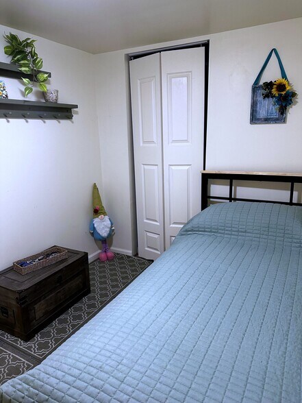 Bedroom 2 - 5940 N Bernard St