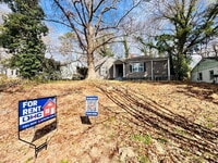 Building Photo - 1435 Lynford Dr SW