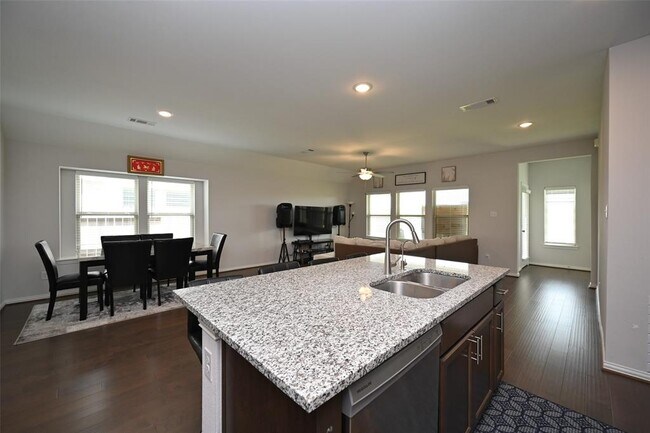 Building Photo - 8210 Vida Costa Dr