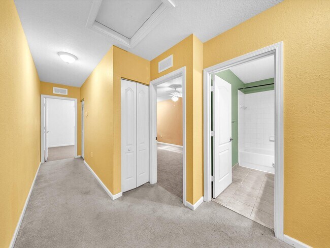 Building Photo - 21223 NW 14th Pl