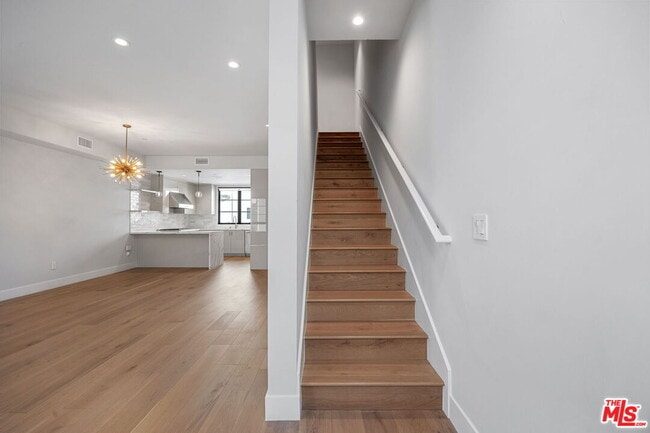 Building Photo - 10612 Kareen Ct