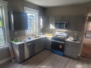 Building Photo - 0 Pleasant St