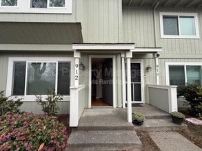 Building Photo - 912 Sunnybrae Ln