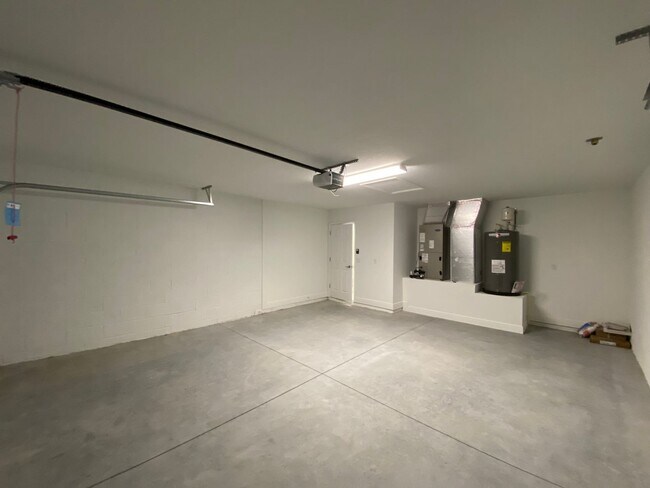 Building Photo - 14780 SW 27 Ct Rd