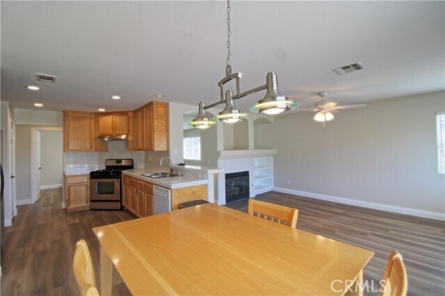 Building Photo - 15655 Sage Ct