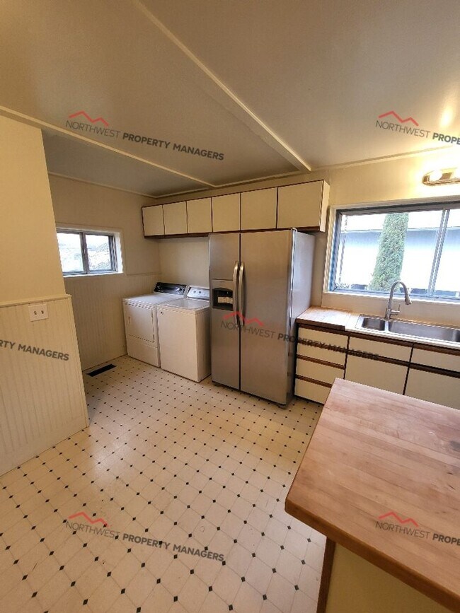 Building Photo - STATUS: *PENDING APPLICATION*  | R273B | $1895 + $100 flat rate water/sewer