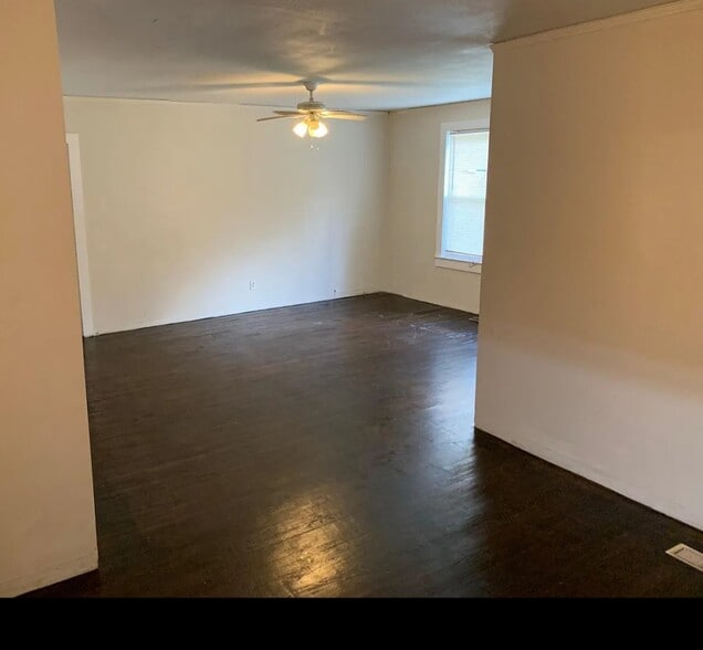 Building Photo - 109 Westridge Dr
