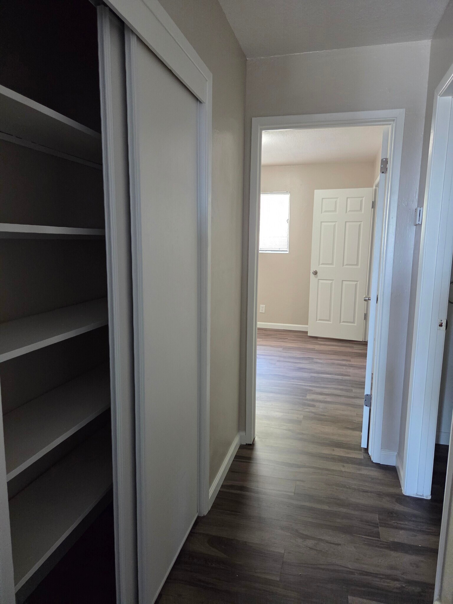 Building Photo - 25684 Spring Dr