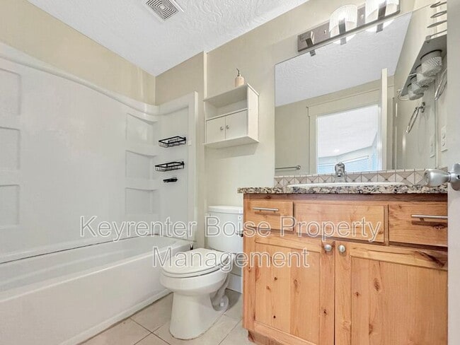 Building Photo - 7867 W Camas St