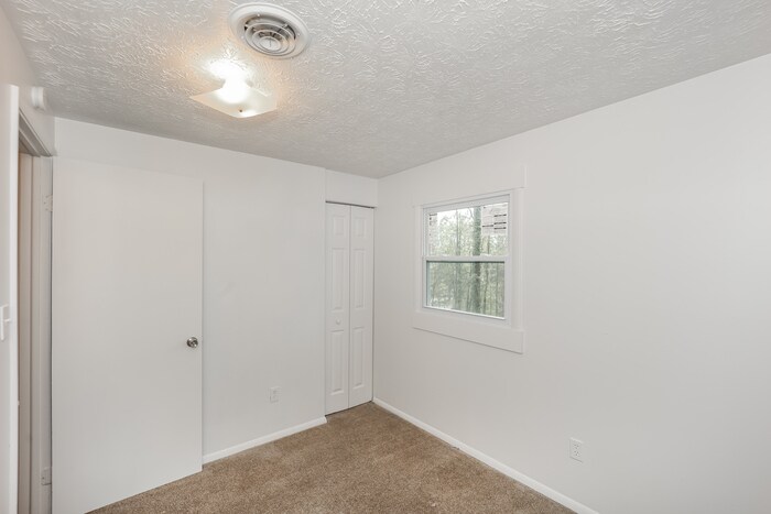 Building Photo - 2595 Old S Ct