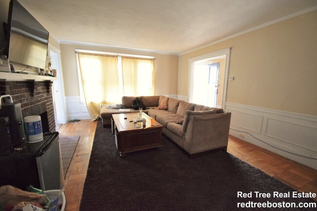 Building Photo - 24 Crosby Rd