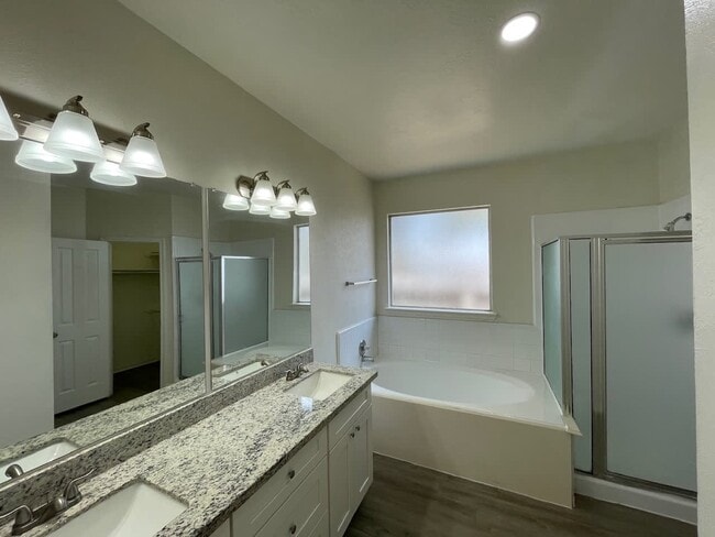 Building Photo - 22826 Tara Way Dr