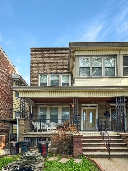 Building Photo - 104 Dayton St