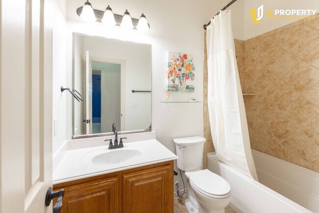 Building Photo - Beautiful home in Frisco ISD with spacious layout!