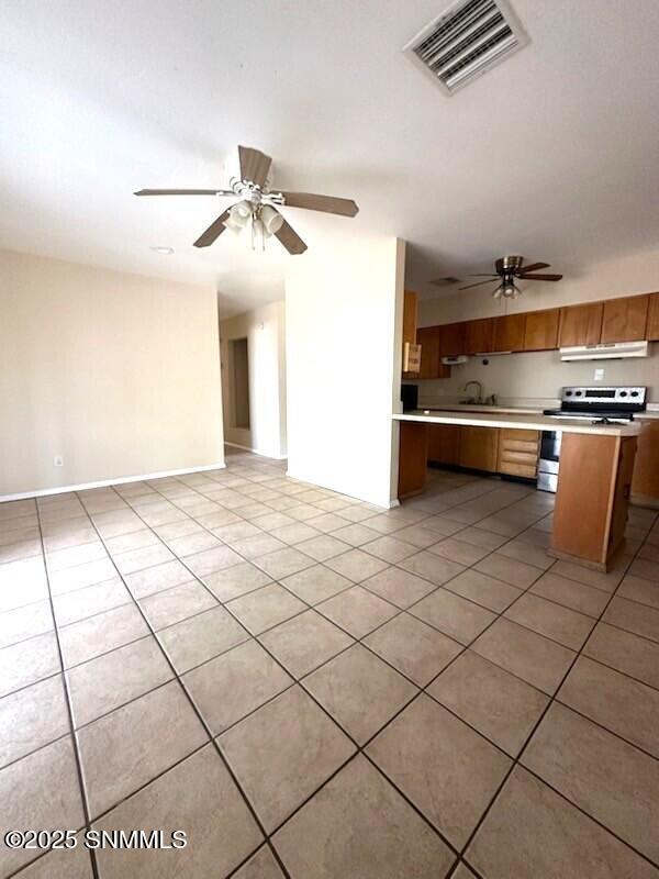 Building Photo - 1825 Anderson Dr