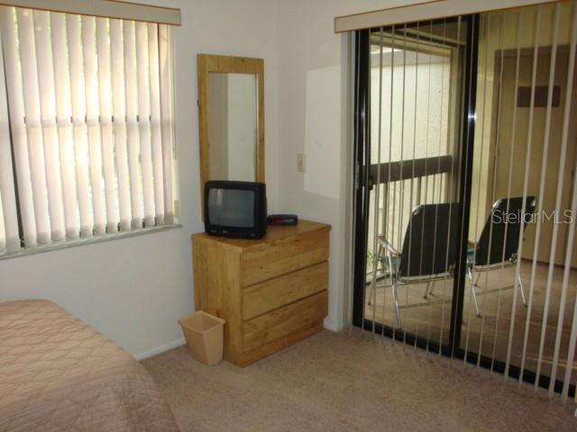 Building Photo - 312 Woodlake Wynde