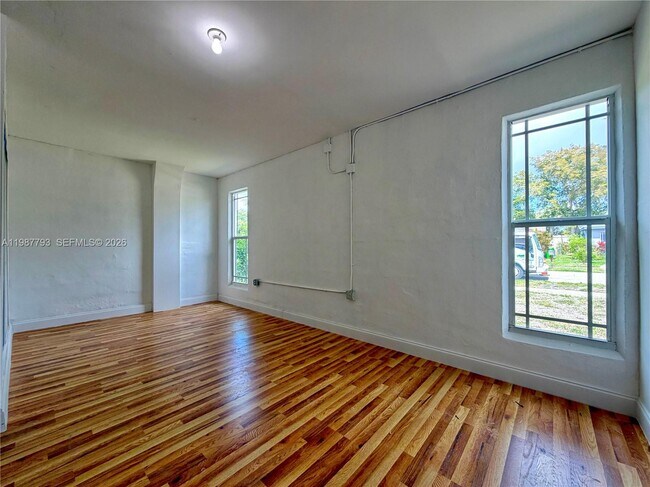 Building Photo - 11730 NW 33rd St