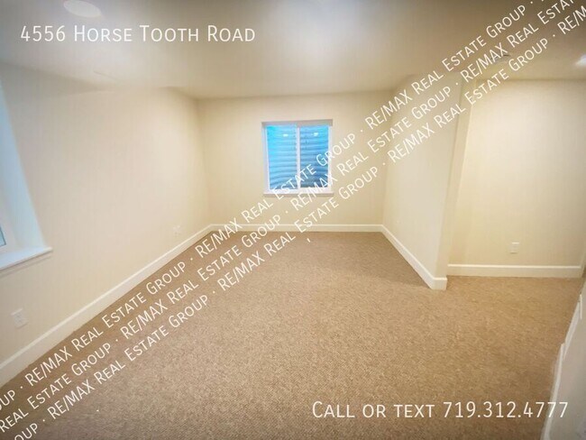 Building Photo - 4556 Horse Tooth Rd