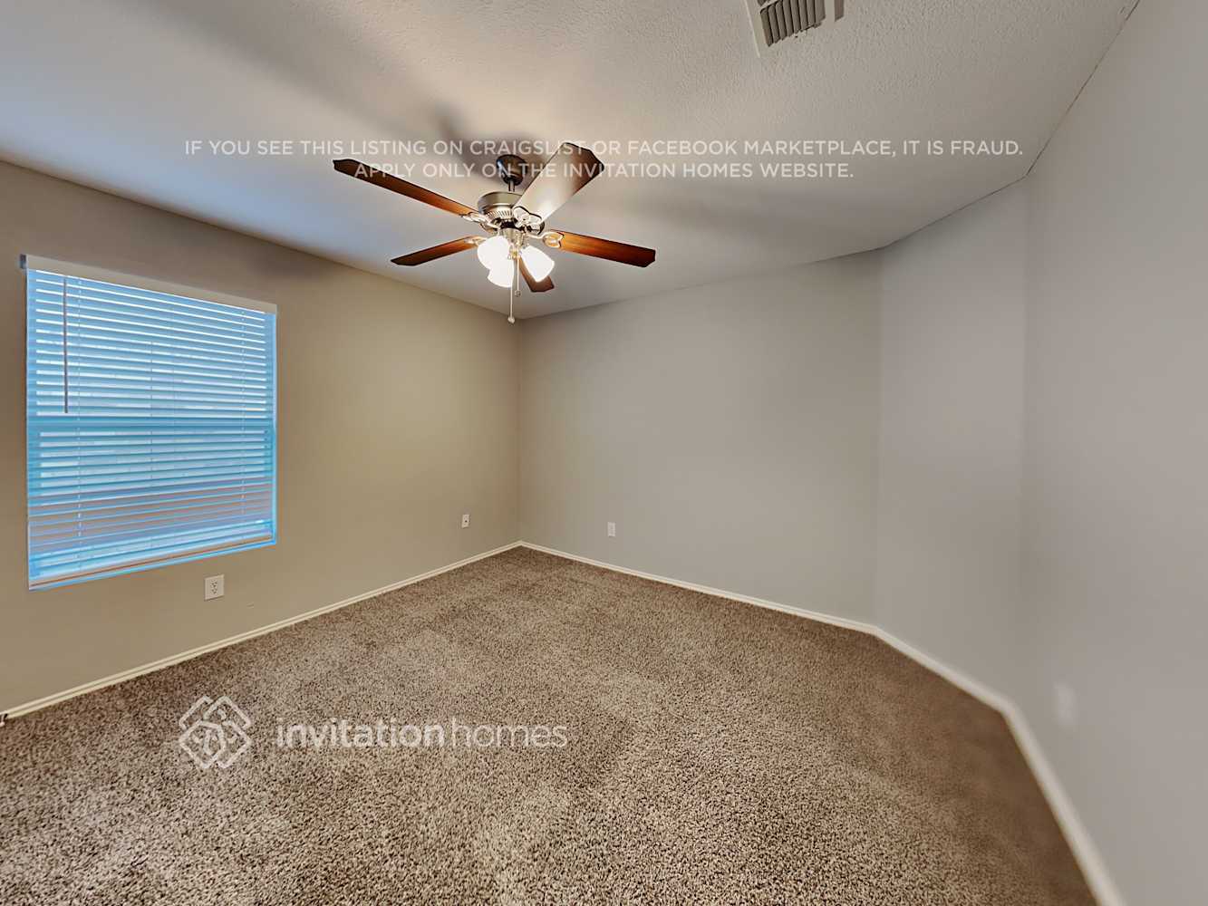 Building Photo - 5401 New Castleton Ln