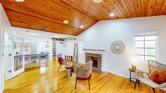 Building Photo - 24545 SW 192nd Ave
