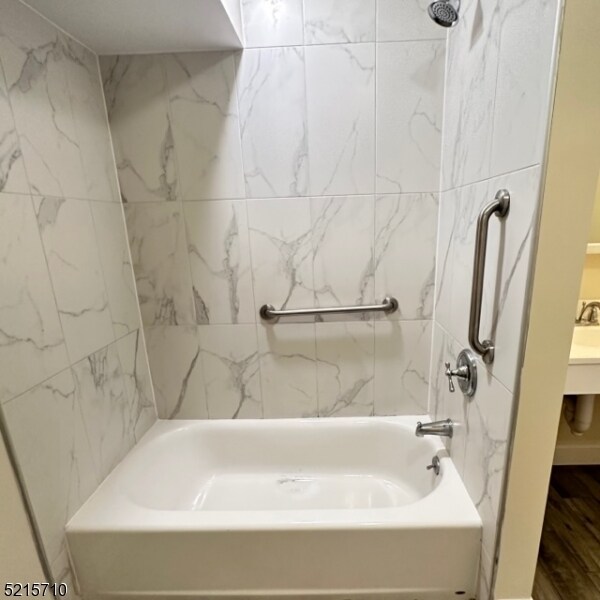 Building Photo - 290 3rd St