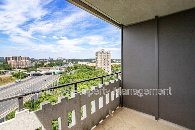 Building Photo - 6301 Stevenson Ave