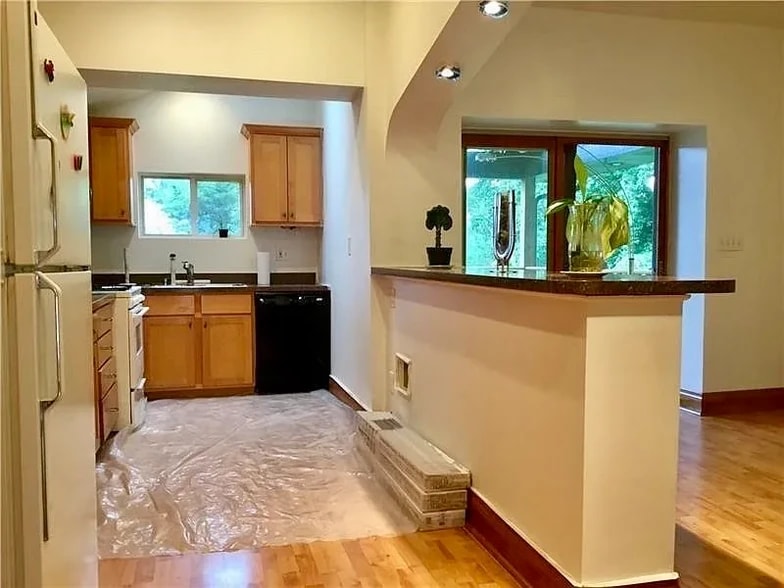 Building Photo - 3145 Brackenridge St