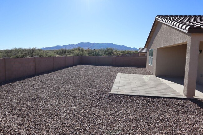 Building Photo - ~Pristine 2024 Luxury Home with Majestic Mountain Views~