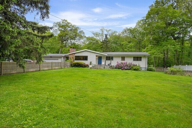 Primary Photo - 330 Cognewaugh Rd