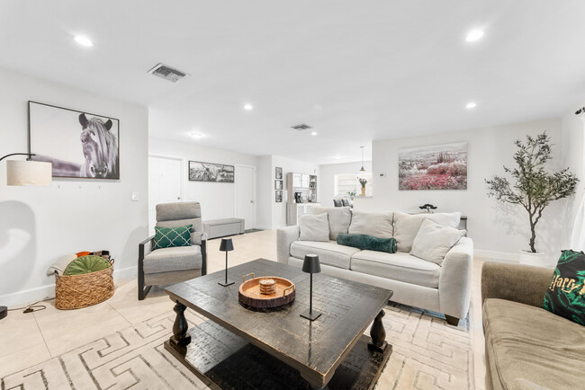 Building Photo - 22300 SW 65th Ave
