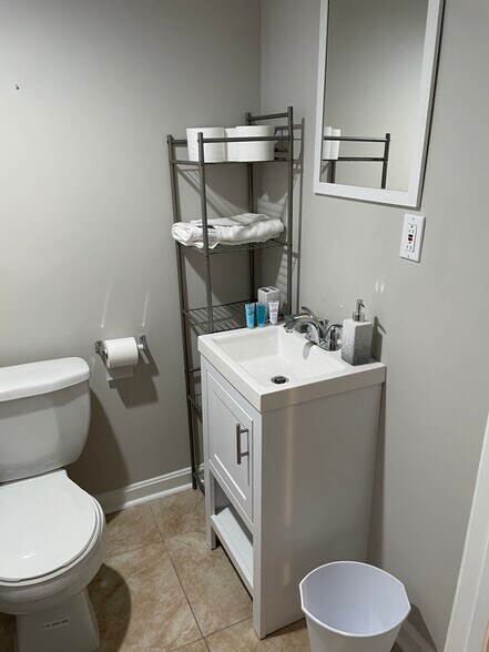 Bathroom 2 - 4296 Southern Ave SE