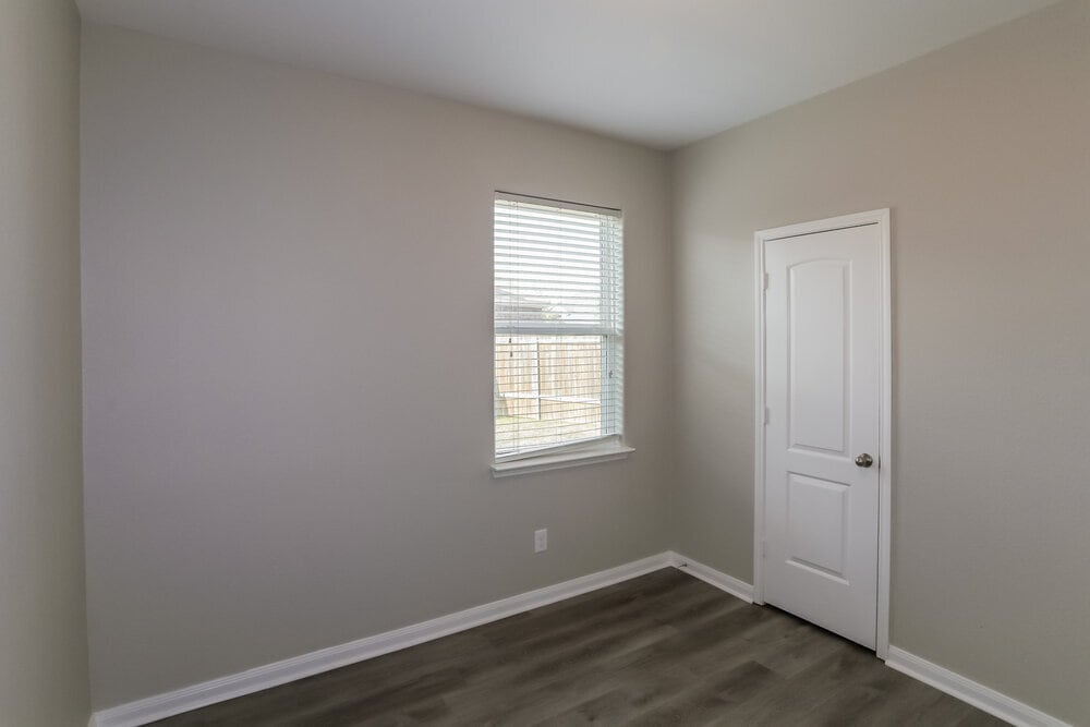 Building Photo - 2120 Foxglove Ct