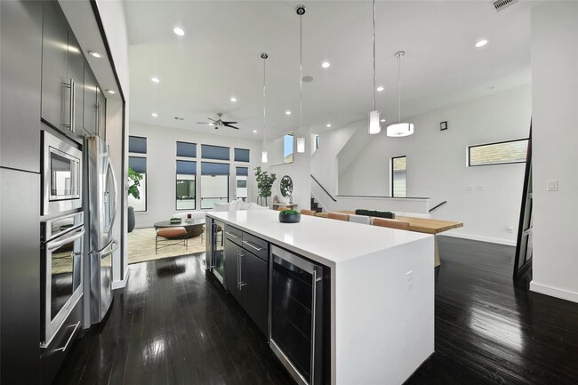 Building Photo - 1505 Colorado St