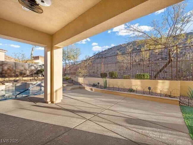 Building Photo - 1159 Calcione Dr