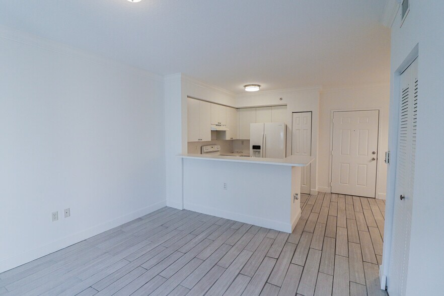 Building Photo - 11050 SW 196th St