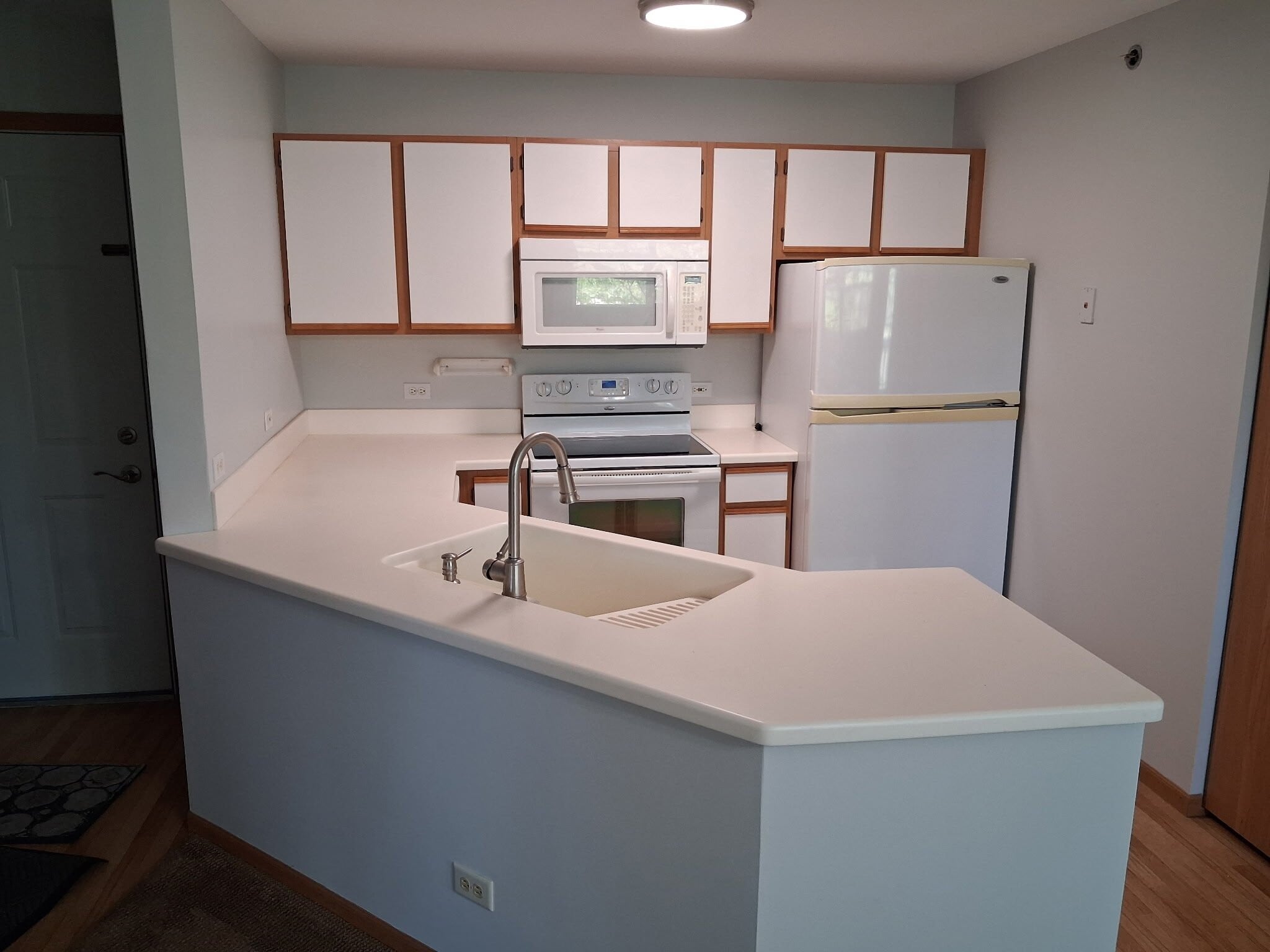 Building Photo - 500 Cunat Blvd