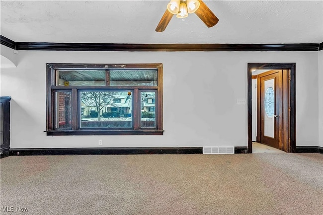 Building Photo - Bright and Spacious 3-Bedroom Home for Rent