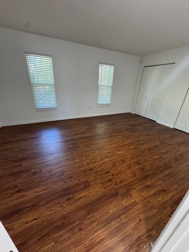 Building Photo - 1751-1 NE 2nd Street-