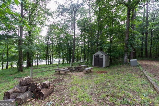 Building Photo - 5166 Wheeler Dr