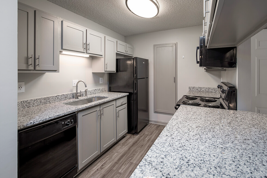 Bliss Newly Renovated Kitchen - Magnolia Pointe at Madison