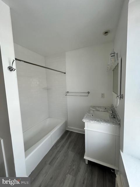 Building Photo - 363 E Lancaster Ave