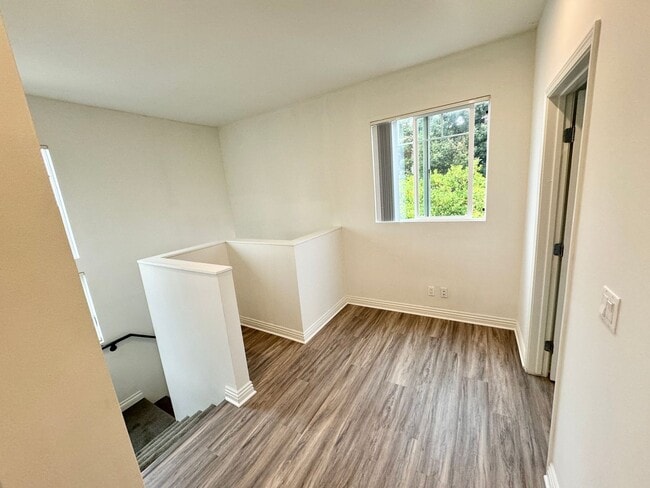 Building Photo - 8343 DUNBARTON - SHORT TERM LEASES AVAILABLE , NEWER*4 BD*3BA*TOWNHOME*PRIVATE YARD*WASHER/DRYER*