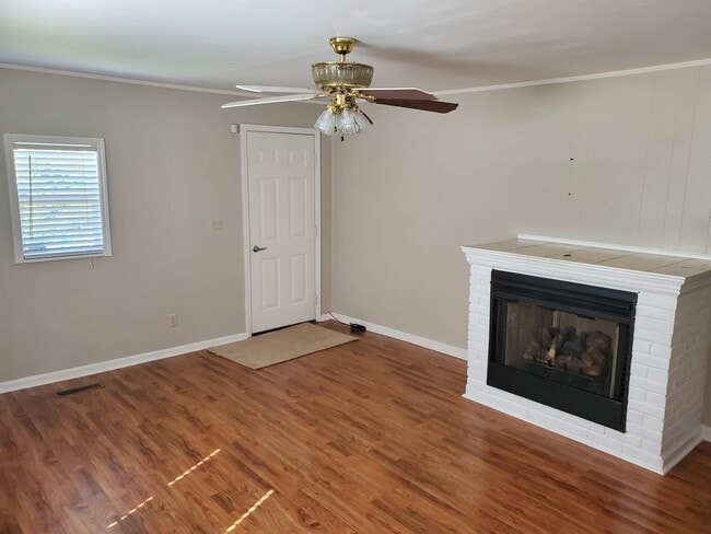 Building Photo - 320 W Midvale Ave