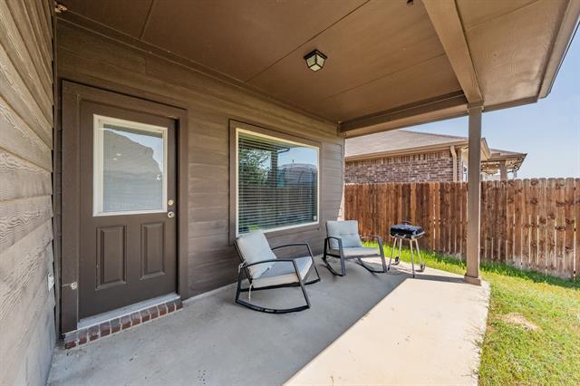 Building Photo - 1812 Potrillo Ln