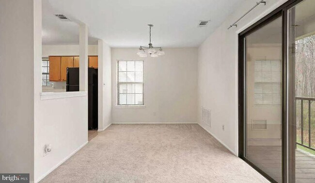 Building Photo - 158 Wyndham Pl